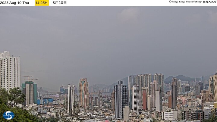 14）九龙城（望向东九龙及港岛东部）  九龙城望向东南面天气照片。网上截图