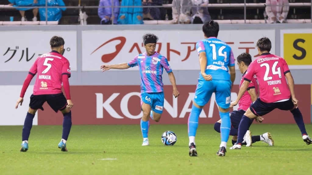 鳥棲砂岩各賽事近8場收穫4勝2和2負,近況遠勝熊本羅亞素。