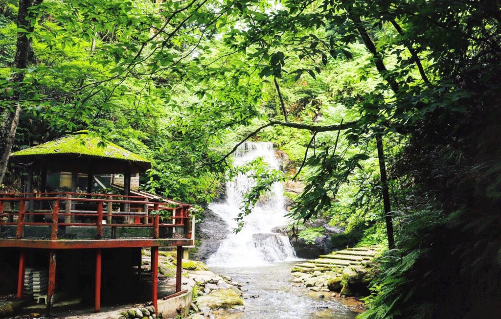 石川县津幡町「大滝观光流水素面」餐厅环境。
