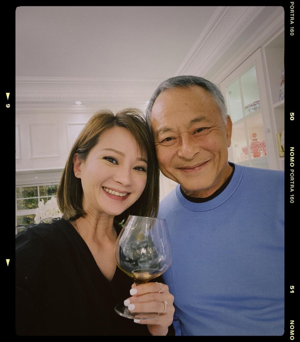 2022年1月的一个开心Friday，顾芷筠又相约了杜琪峯食饭叹酒。