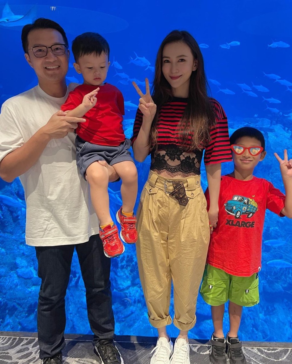 諸葛紫岐與老公育有兩子。