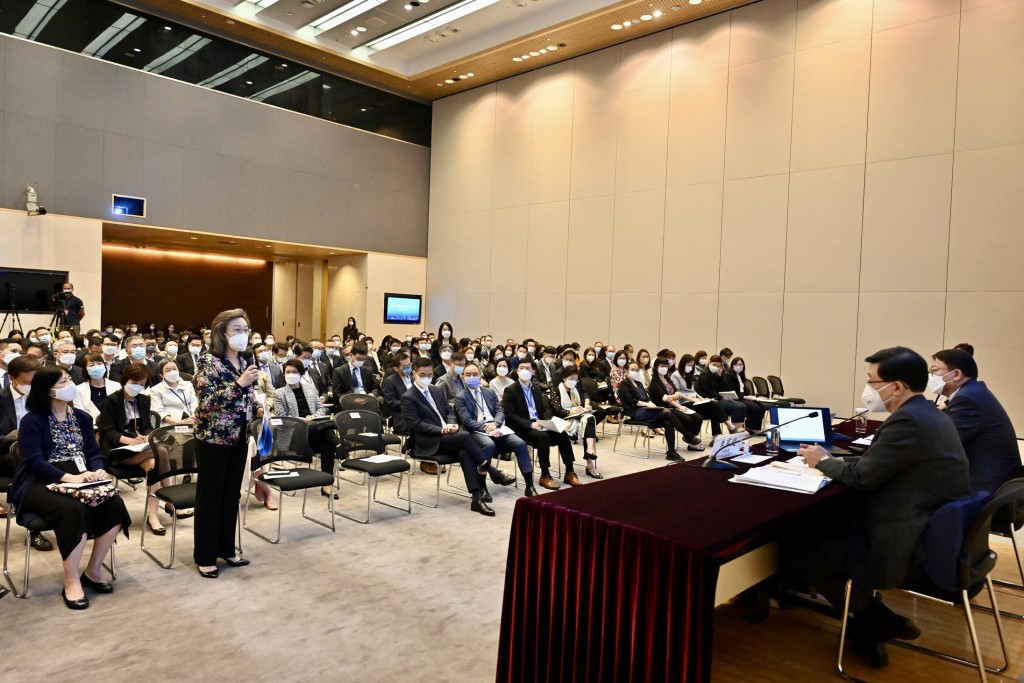 务员事务局举办第二场「国家主席重要讲话精神」座谈会。政府新闻处图片