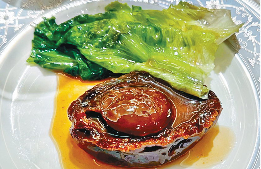 女廚神精心炮製的吉品鮑魚