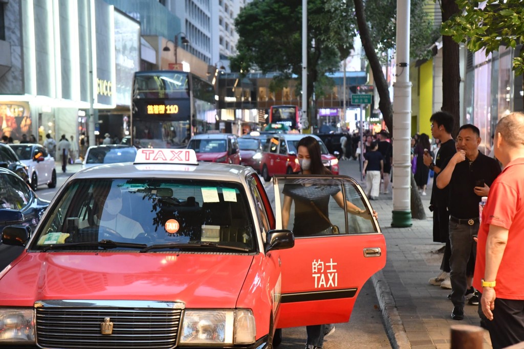 的士業界對白牌車非常不滿。資料圖片