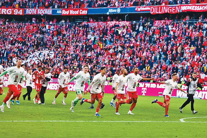 拜仁提早4輪封王，成功衛冕德甲冠軍。