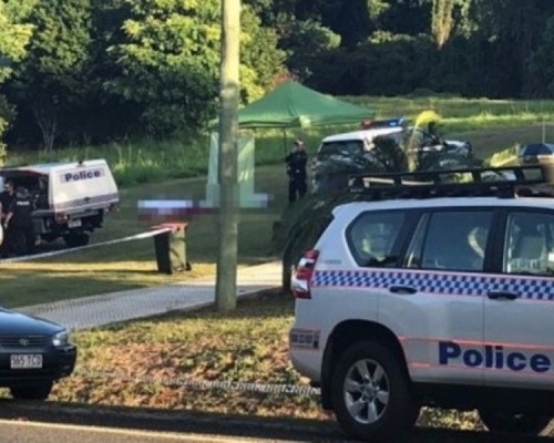 澳洲昆士蘭今日有3人跳傘時,在半空相撞,未能如常打開降落傘,3人直墮地面死亡。網圖