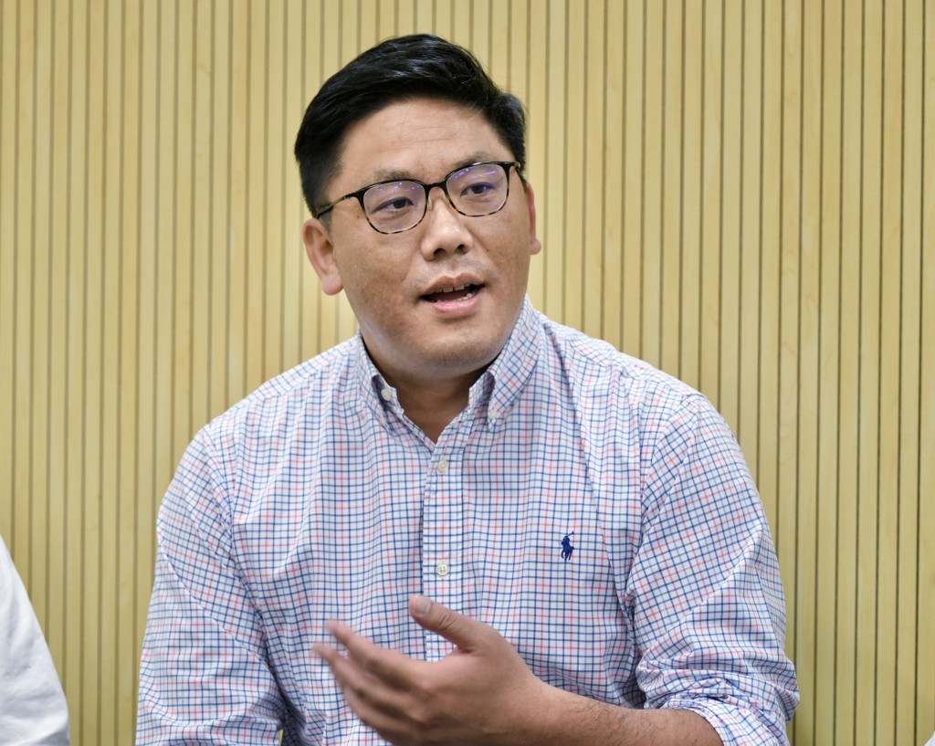 民青局副局長梁宏正。 民青局副局長梁宏正。