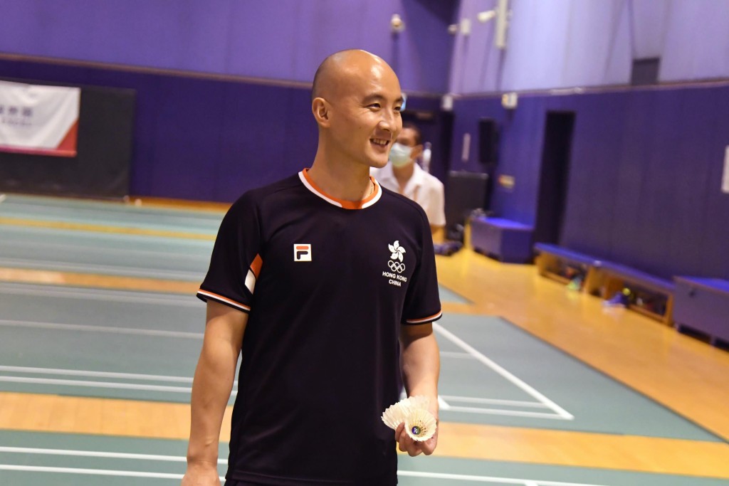 杜鵬宇將林丹、諶龍等金牌選手的備戰方法傳授給伍家朗,助他調整心態。郭晉朗攝