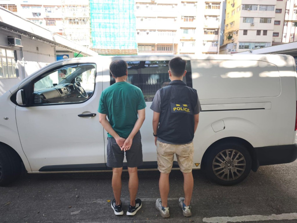 警方拘捕一名52歲姓劉本地男子。警方提供