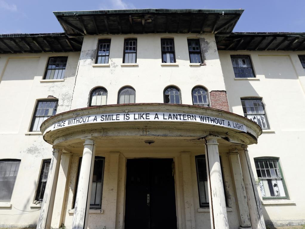 特朗普就读纽约军事学院时居住的营房。　美联社