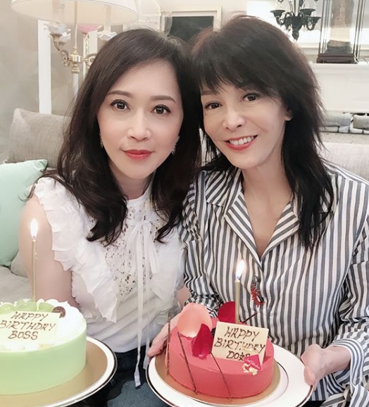 兩名壽星女顧紀筠(左)及嘟姐。ig圖片