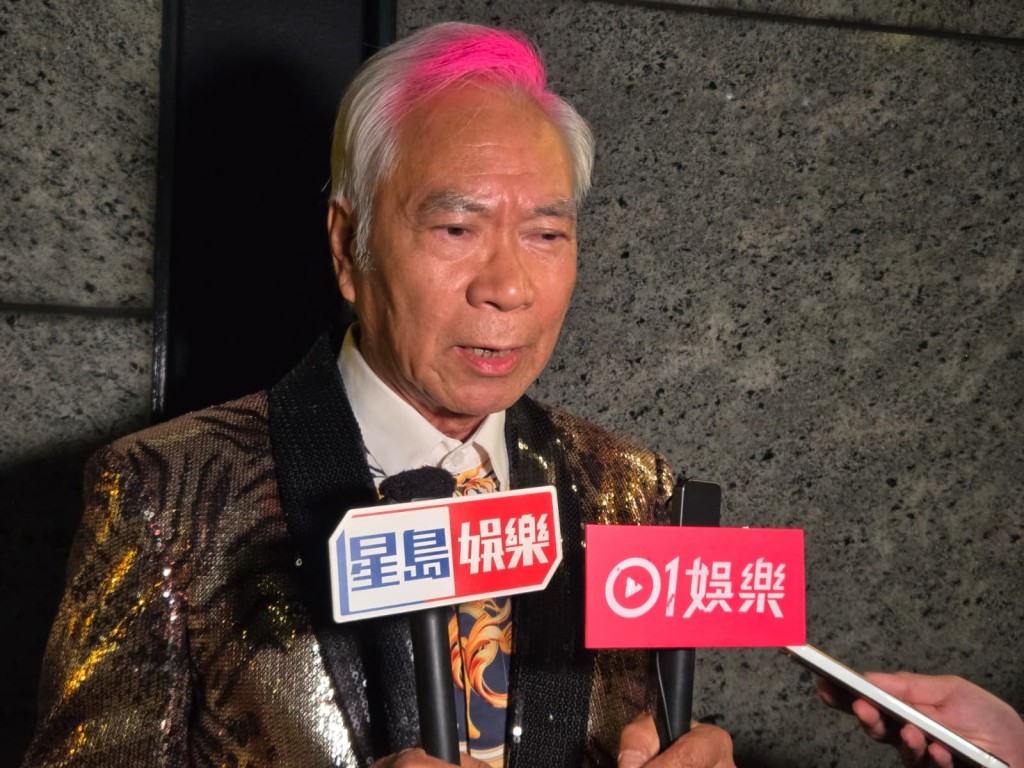 碍于私人地方，未获邀者不准进入，基哥特意在外面受访。