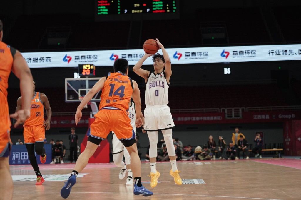 香港金牛CBA俱乐部杯曾两度战胜CBA球队。香港金牛图片