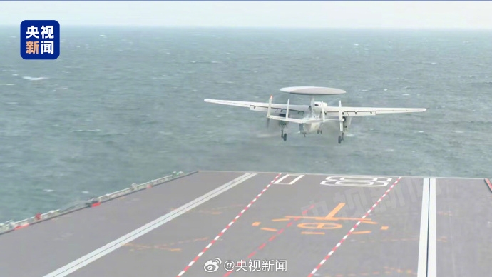 福建艦入列後完成首次海上實兵訓練。央視