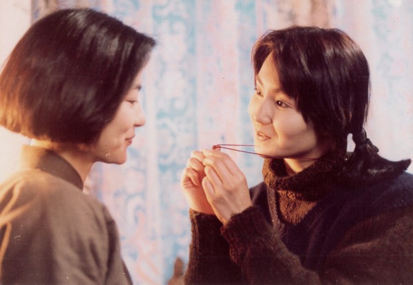 張曼玉當年憑《滾滾紅塵》獲得台灣金馬獎最佳女配角，不過在金像獎敗給劉玉翠。