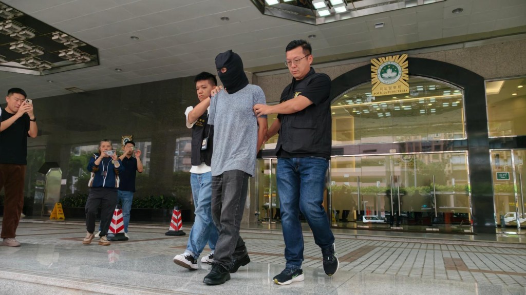 六旬港汉澳门酒店强奸女友人被捕 邀约赌钱讹称包食宿分房瞓。《澳门日报》图片