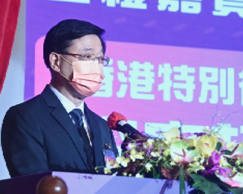 李家超出席活動時表示,會嚴格把好資格審查關。政府新聞處圖片