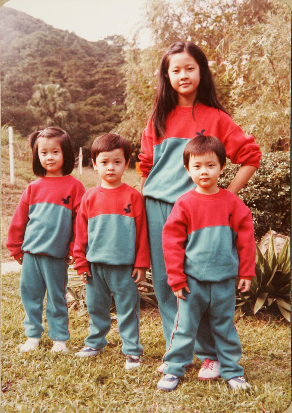 陳穎妍有三胞胎弟妹。