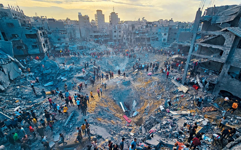 路透社描述加沙戰事的一系列相片，獲突發新聞攝影獎。