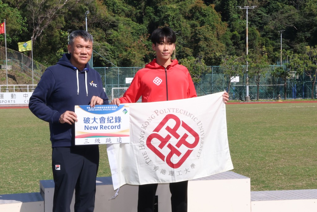 楊天朗:男子三級跳破大會紀錄 楊天朗:男子三級跳破大會紀錄