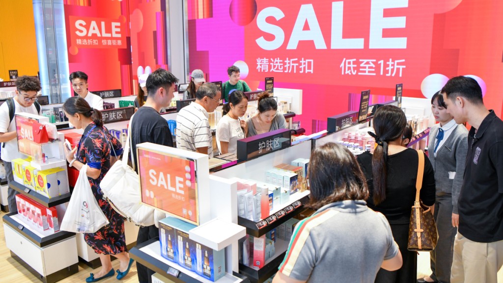 海南自由貿易港今啟動全島封關,島內進口「零關稅」商品將大幅增加。中新社 海南自由貿易港今啟動全島封關,島內進口「零關稅」商品將大幅增加。中新社