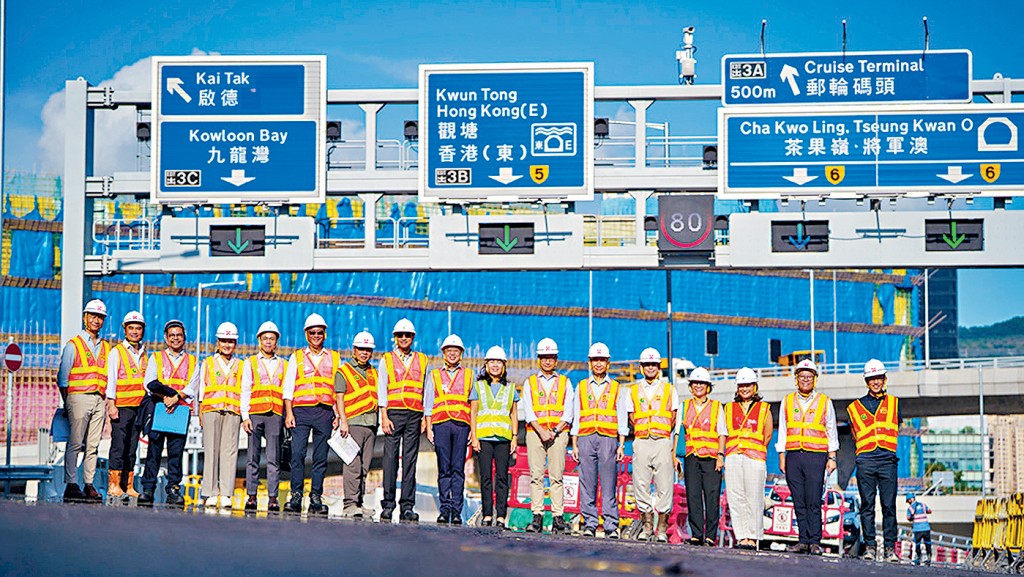 陳美寶表示，中九龍繞道（油麻地段）開通後，繁忙時間來往油麻地與九龍灣的車程，將由現時的30分鐘大減至約5分鐘，為市民出行帶來嶄新的生活體驗。
