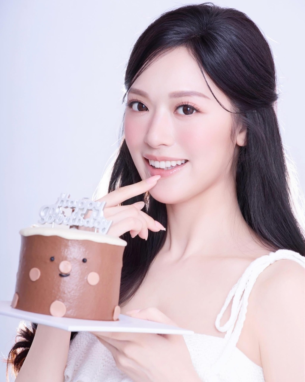 蠧星女馮盈盈為自己打氣。