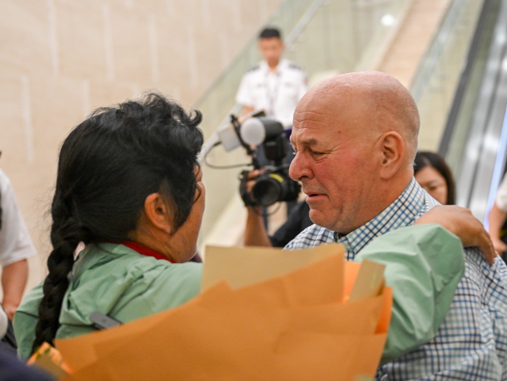 賽考斯27年前捐5千美元助內蒙、陝西一帶治沙。新華社