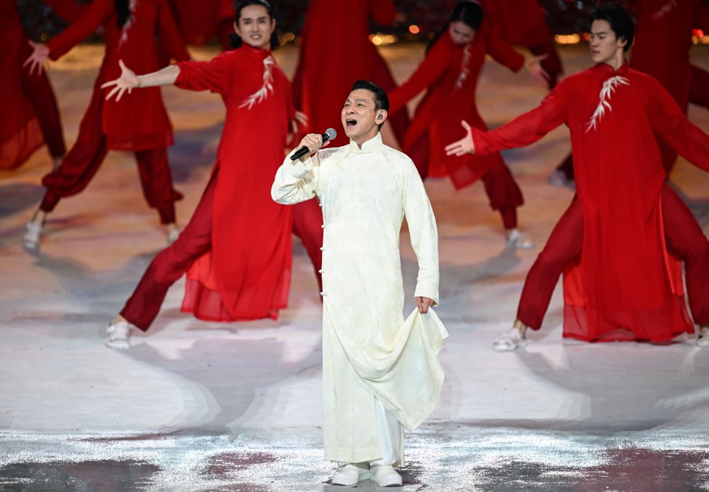 劉德華任第十五屆全國運動會開幕式表演嘉賓。新華社