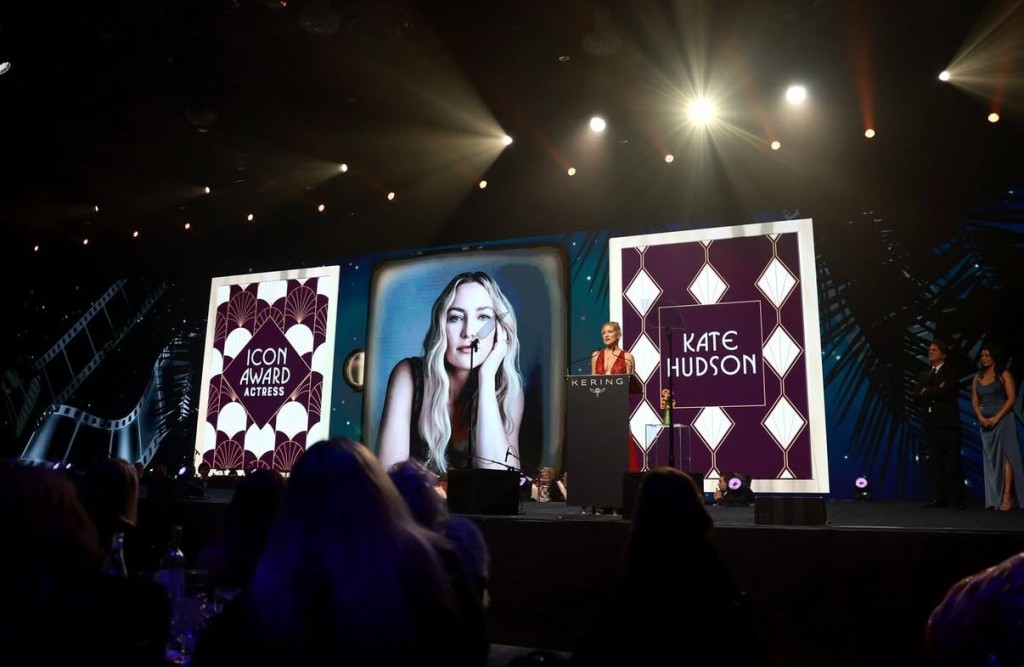 姬蒂赫遜獲頒「Icon獎」。 姬蒂赫遜獲頒「Icon獎」。