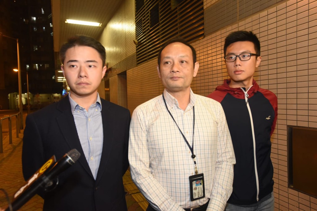 旺角警區助理指揮官鍾志明(中)