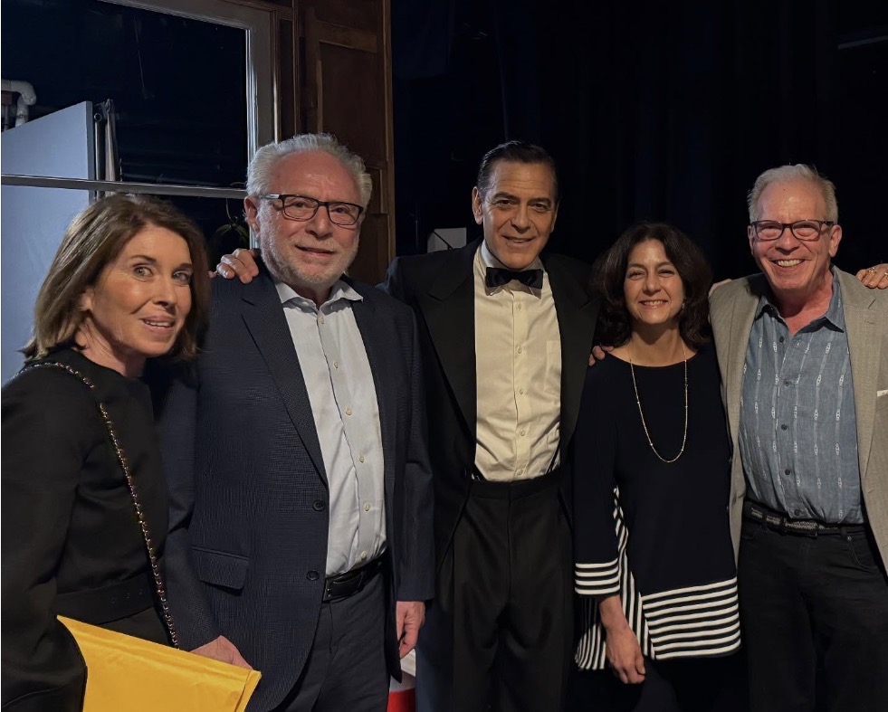 格兰兹（右1）过去曾多次出席记者晚宴。  IG@michaelglantz25