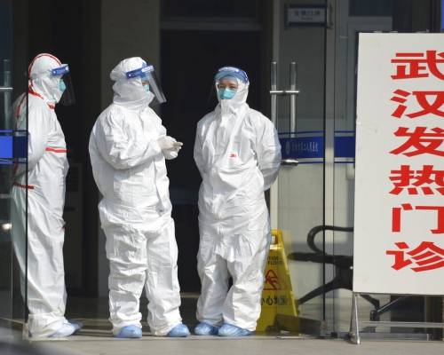 武汉医护人员。AP