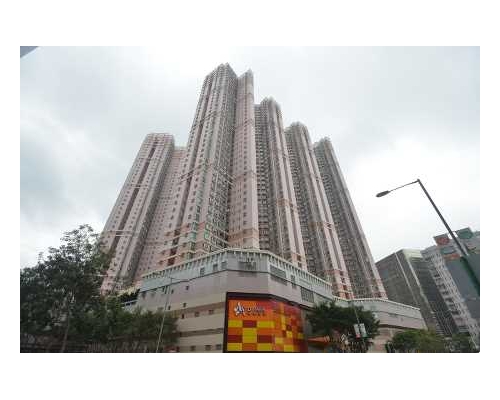荃灣愉景新城2房單位,獲區內上車客以700萬承接。