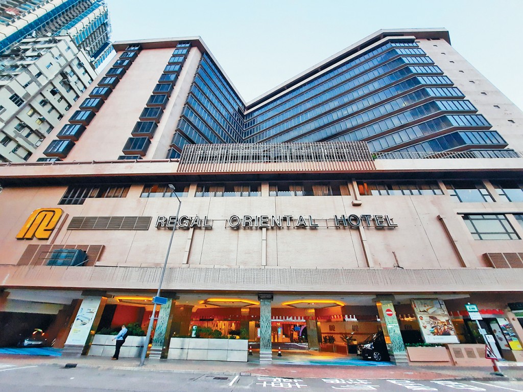 近月有財團收購九龍城富豪東方酒店，改建為學生宿舍。