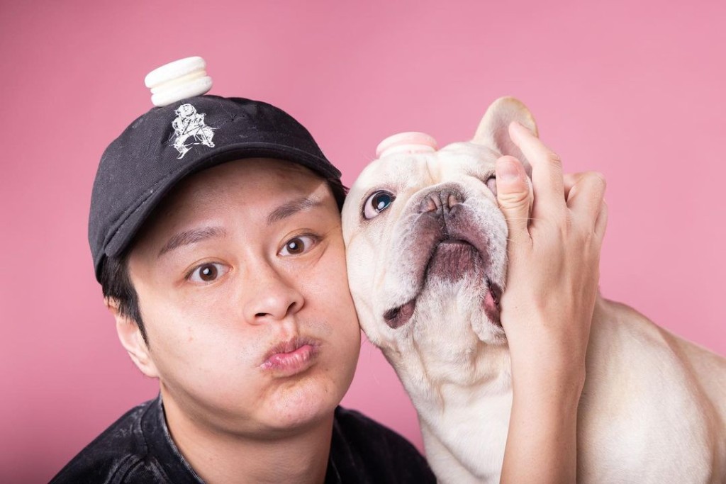 朱智賢和謝東閔近年透過愛犬低調放閃。  