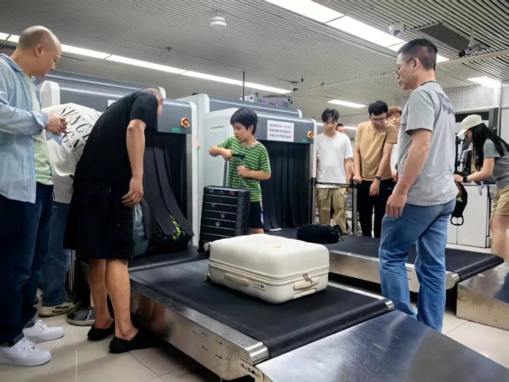 進行改善工程後旅客拿取行李較之前方便。　羅湖口岸提供