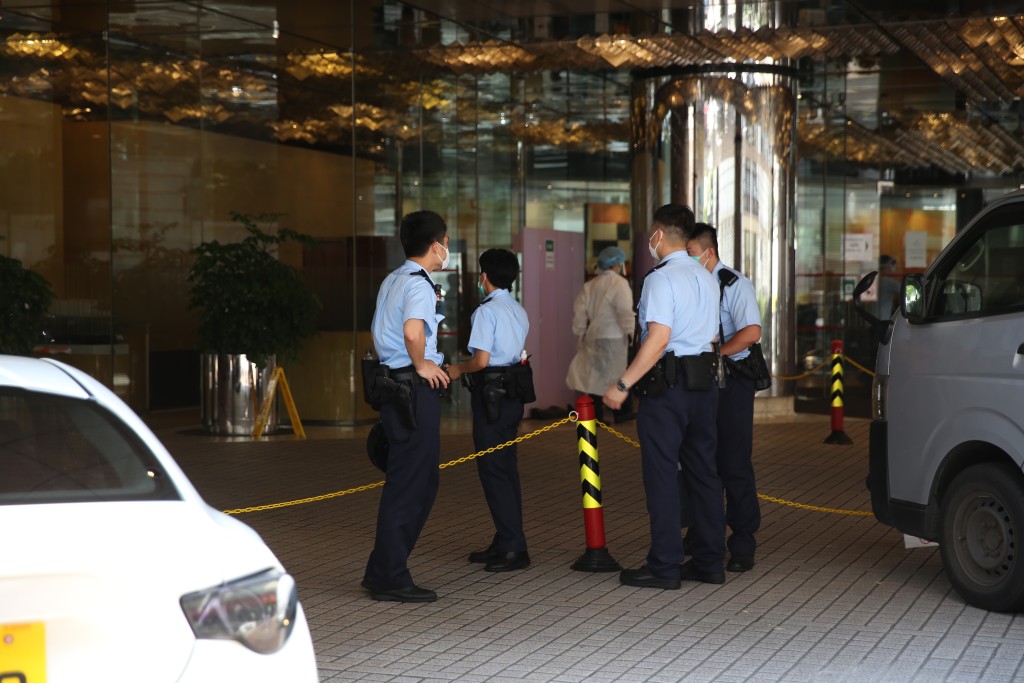 艺人曾江倒毙尖沙嘴检疫酒店房间。