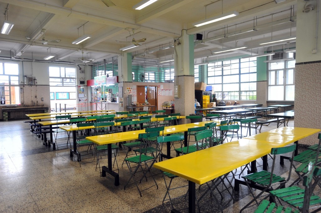 香港仔工業學校的宿舍亦可能有傳播。資料圖片