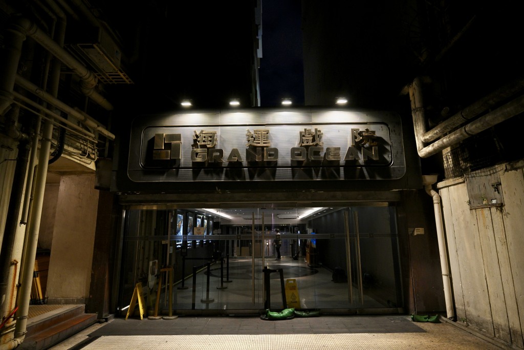 尖沙咀地標戲院海運戲院6月2日起正式結束營業。蘇正謙攝