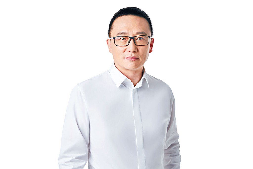 理想汽车总裁沈亚楠表示，来港上市的计划，并不是因为近期政策上不确定性。