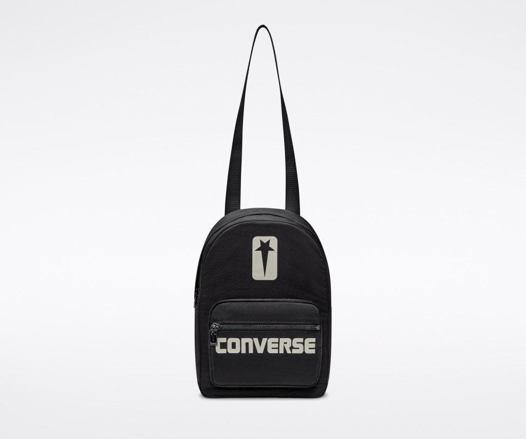 DRKSHDW Go Lo背囊/$1,100，袋身糅合特色細節與 Rick Owens標誌性黑色及珍珠白色。