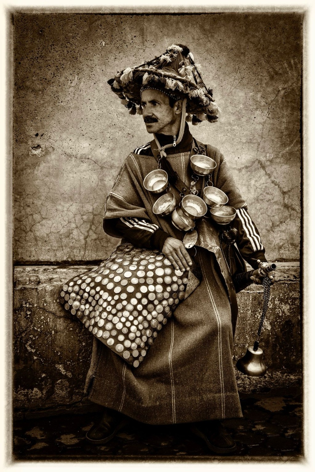 相片經後期製作,以單色效果重現一百年前的景況。(圖片由馮敏如提供) 相片經後期製作,以單色效果重現一百年前的景況。(圖片由馮敏如提供)