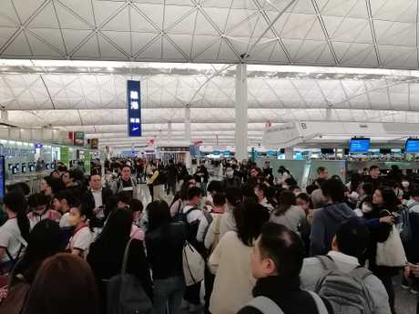 多間本地航空公司指，農曆新年期間會確保往返內地航班「穩定可靠」，部分更有「加班機。