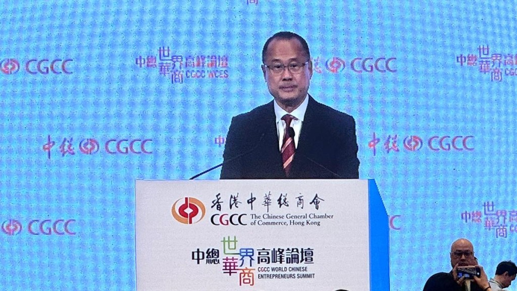 全國政協常委、香港中華總商會會長蔡冠深。