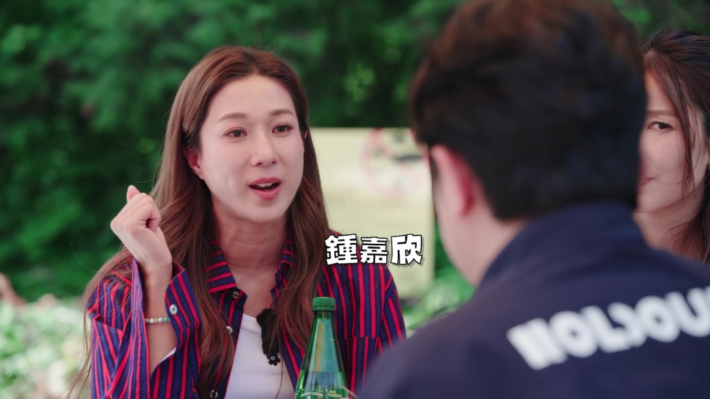 鍾嘉欣在節目中真情流露,分享內心感受。 鍾嘉欣在節目中真情流露,分享內心感受。