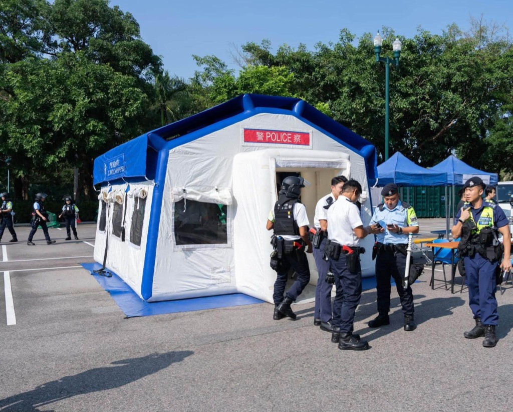 反恐演習測試各部門及社區單位協調與應變效能。FB：香港警察