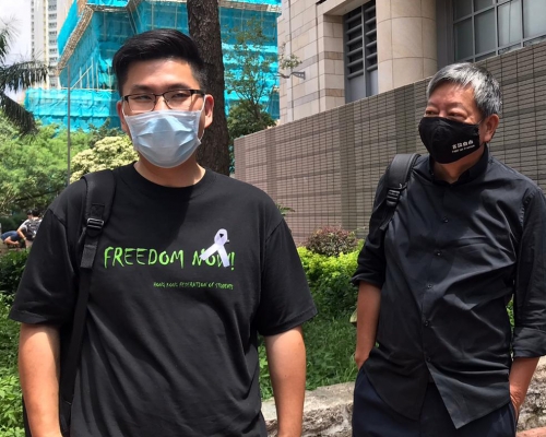 李卓人(右)批評今次是政治檢控。