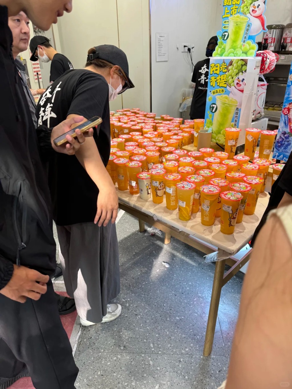 外賣補貼戰下,令各大茶飲店也做不停手。小紅書 外賣補貼戰下,令各大茶飲店也做不停手。小紅書