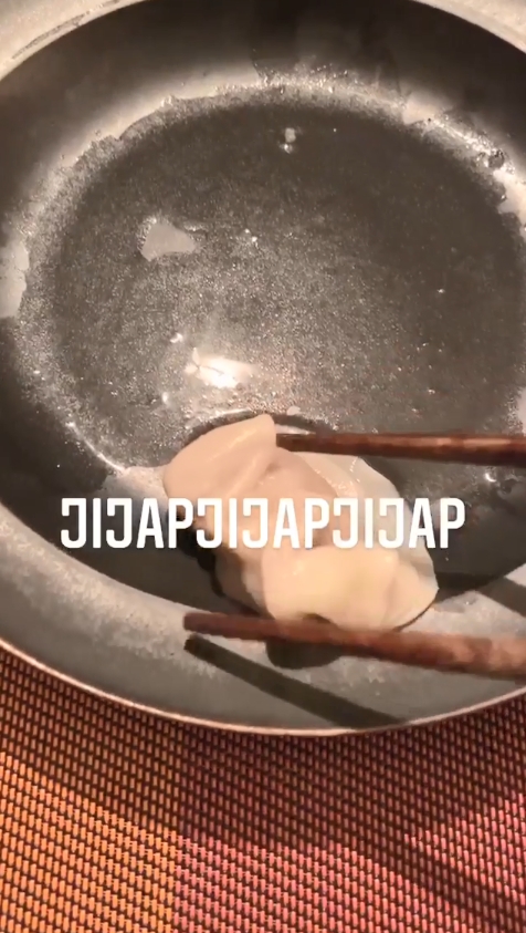 張敬軒形容自己食到「JIJAPJIJAPJIJAP」，一隻不剩。